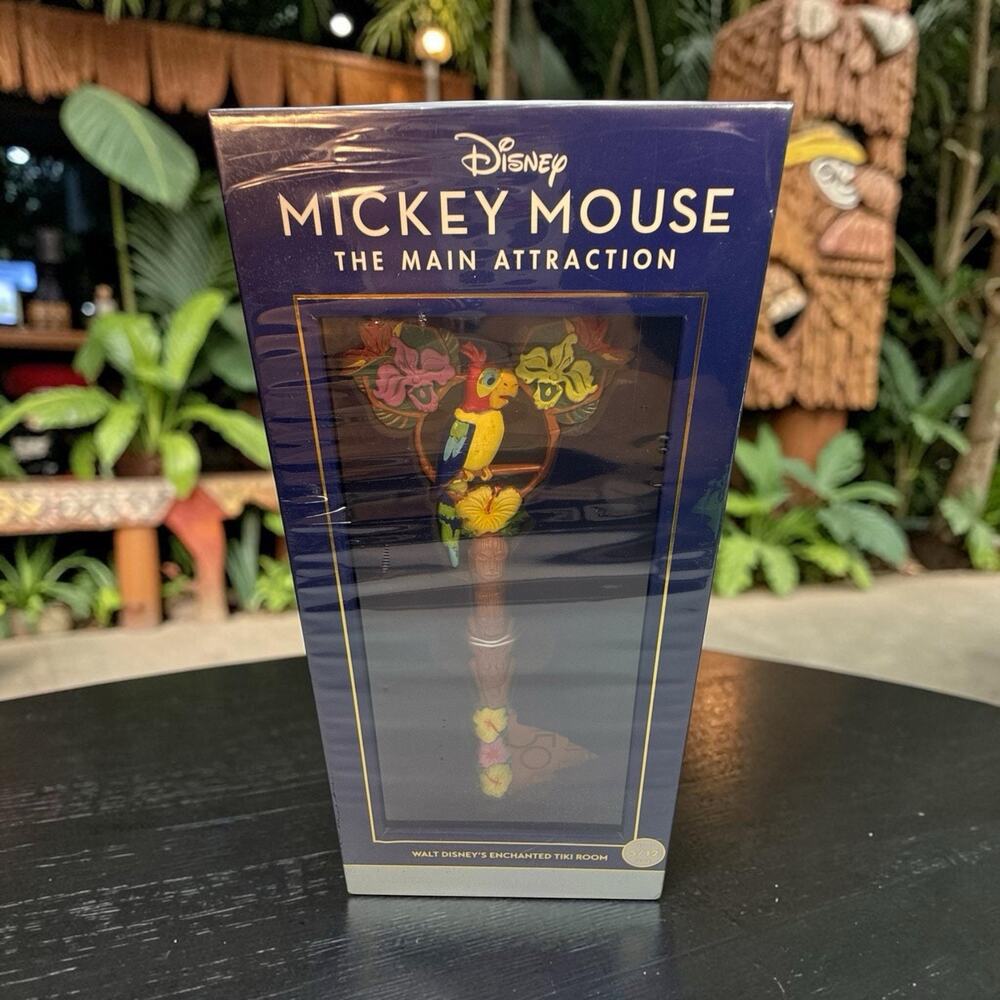 Sealed Disney Tiki Room Mickey Mouse The Main Attraction Ceremony May Key 5of12